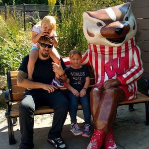 Meet your Posher, Eric